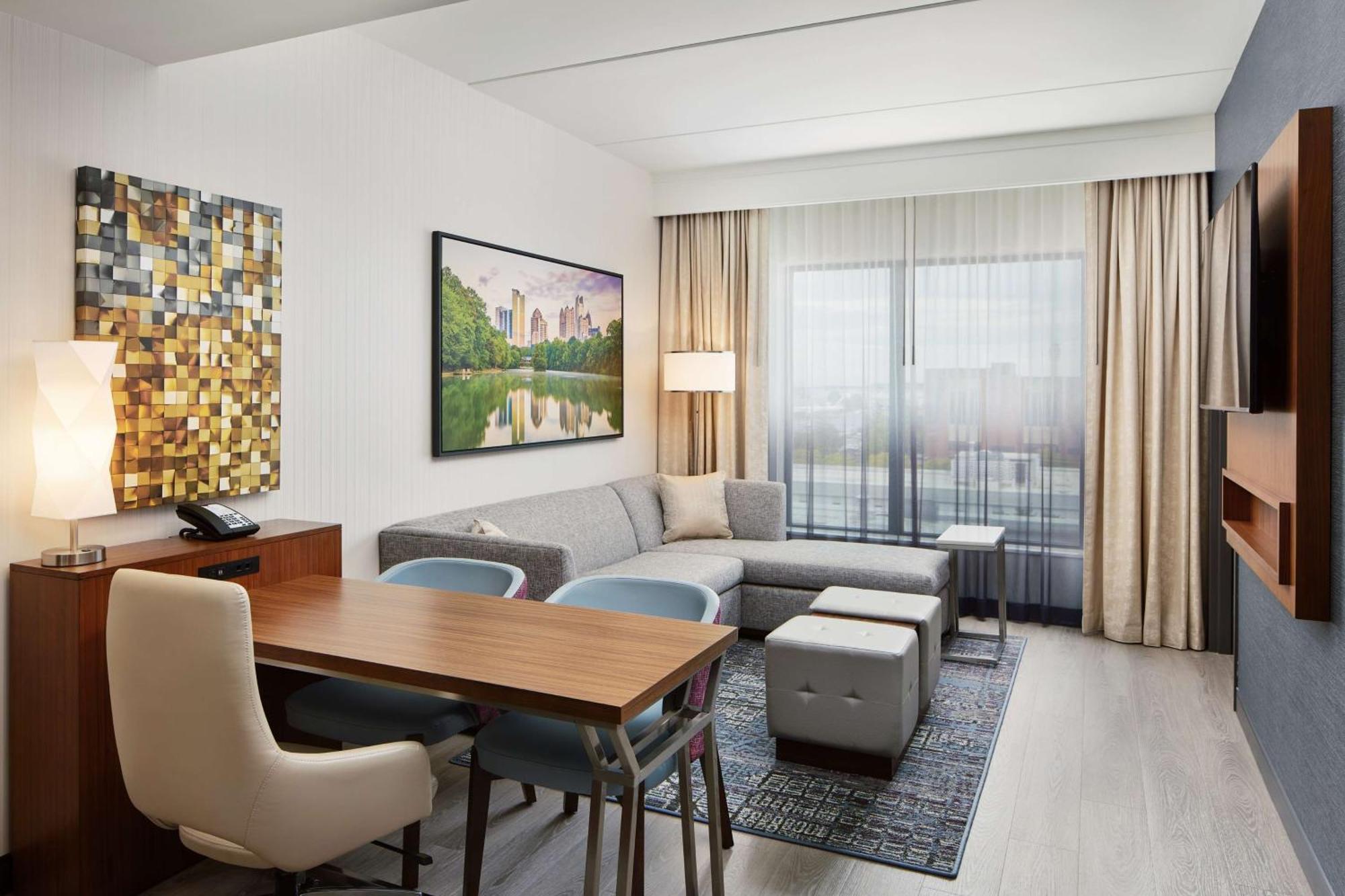 Embassy Suites By Hilton Atlanta Airport North Hapeville Экстерьер фото