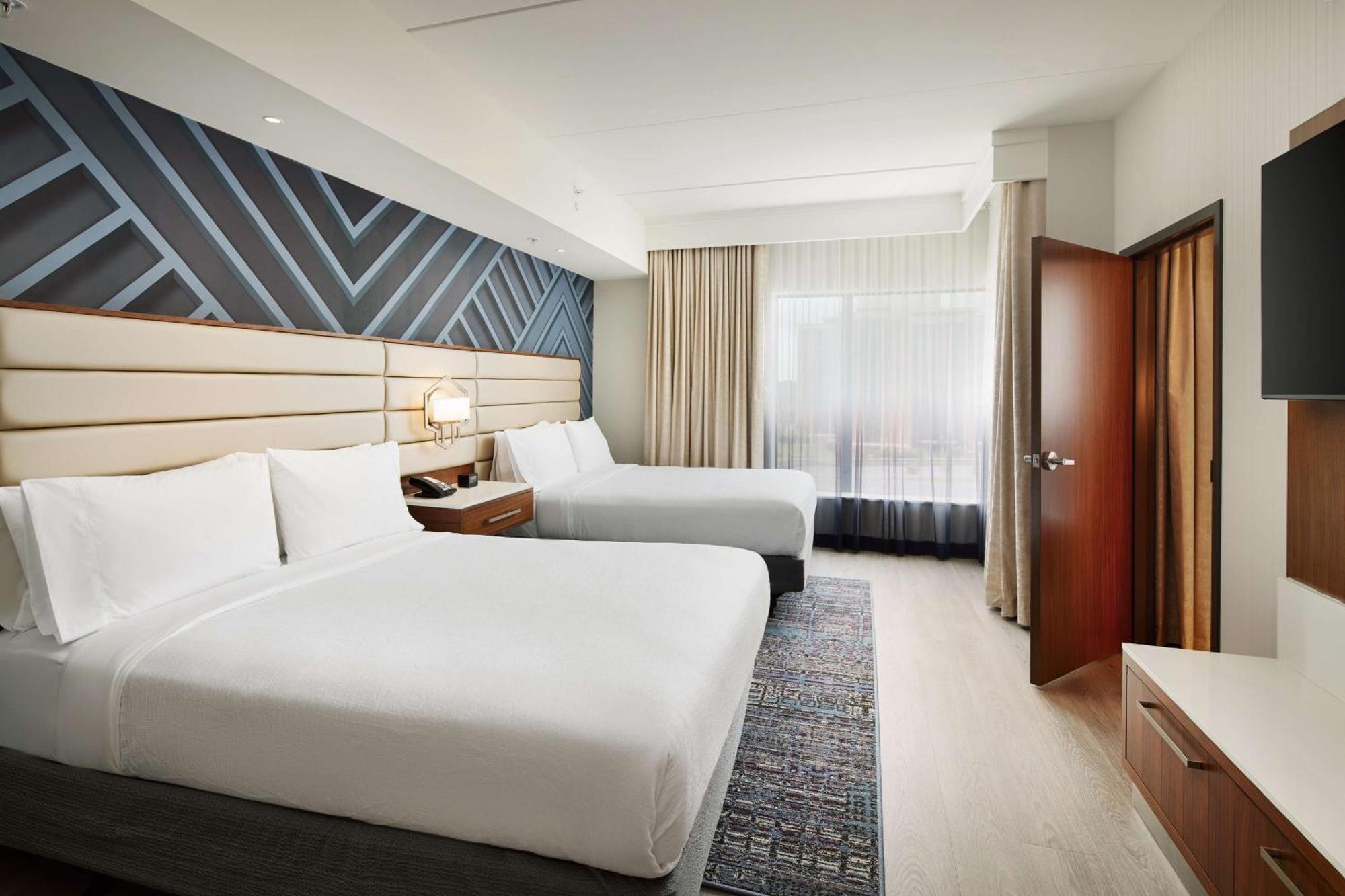 Embassy Suites By Hilton Atlanta Airport North Hapeville Экстерьер фото