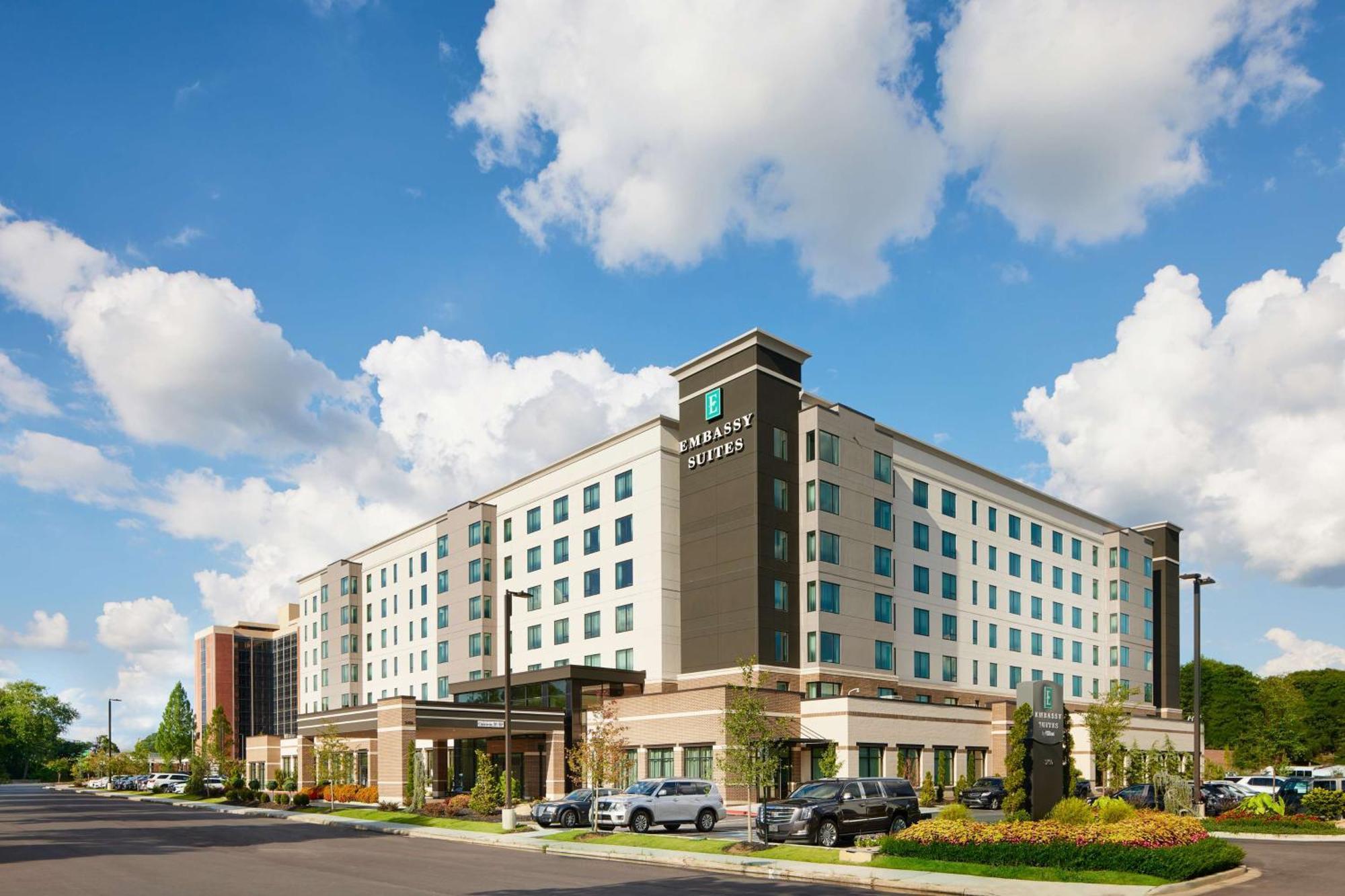 Embassy Suites By Hilton Atlanta Airport North Hapeville Экстерьер фото